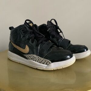 Air Jordan black and gold boys size 1